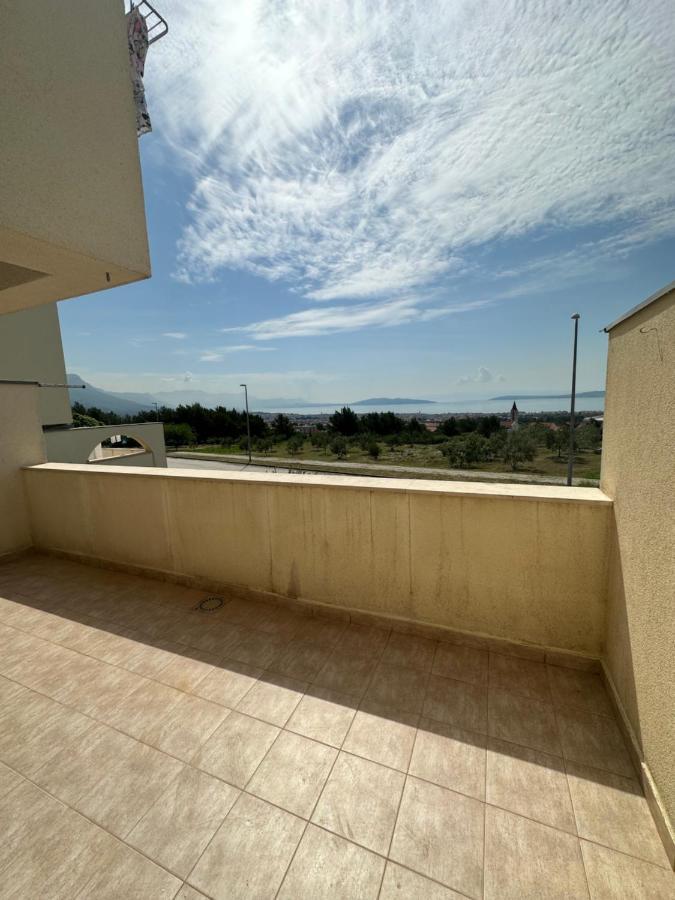 Apartman Aurora Daire Kaštel Novi Dış mekan fotoğraf