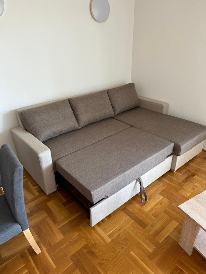 Apartman Aurora Daire Kaštel Novi Dış mekan fotoğraf