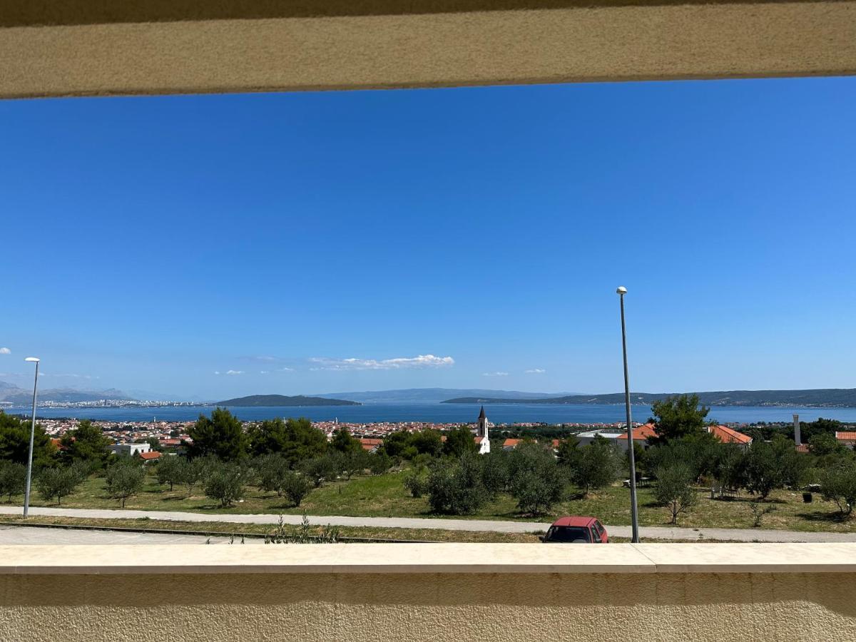 Apartman Aurora Daire Kaštel Novi Dış mekan fotoğraf